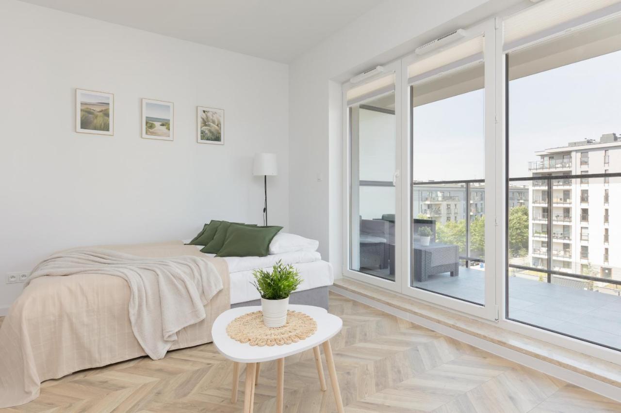 Ursus Sunny Studio For 4 Guests With Parking & Balcony By Noclegi Renters Warsaw Exterior photo